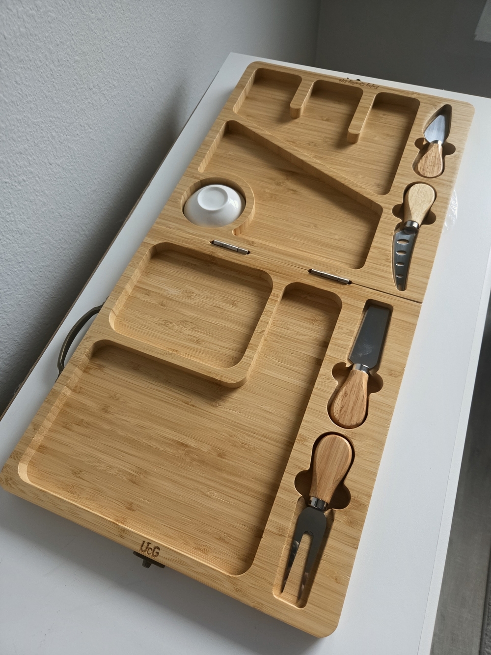 UCG Bamboo Folding Cheese Board Charcuterie Set With Knives New